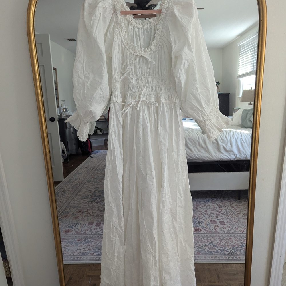 White Long Sleeve Maxi Dress